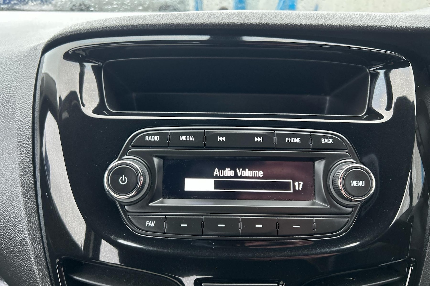 Used Vauxhall Viva 2018 for sale - 77196293: Photo 15