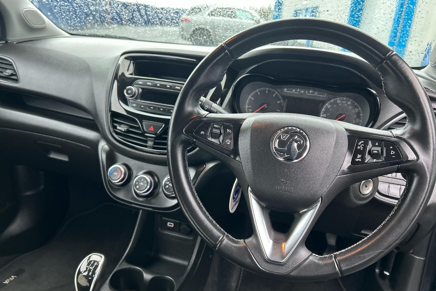 Used Vauxhall Viva 2018 for sale - 77196293: Photo 2