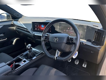 Used Vauxhall Astra 2023 for sale - 79535294: Photo