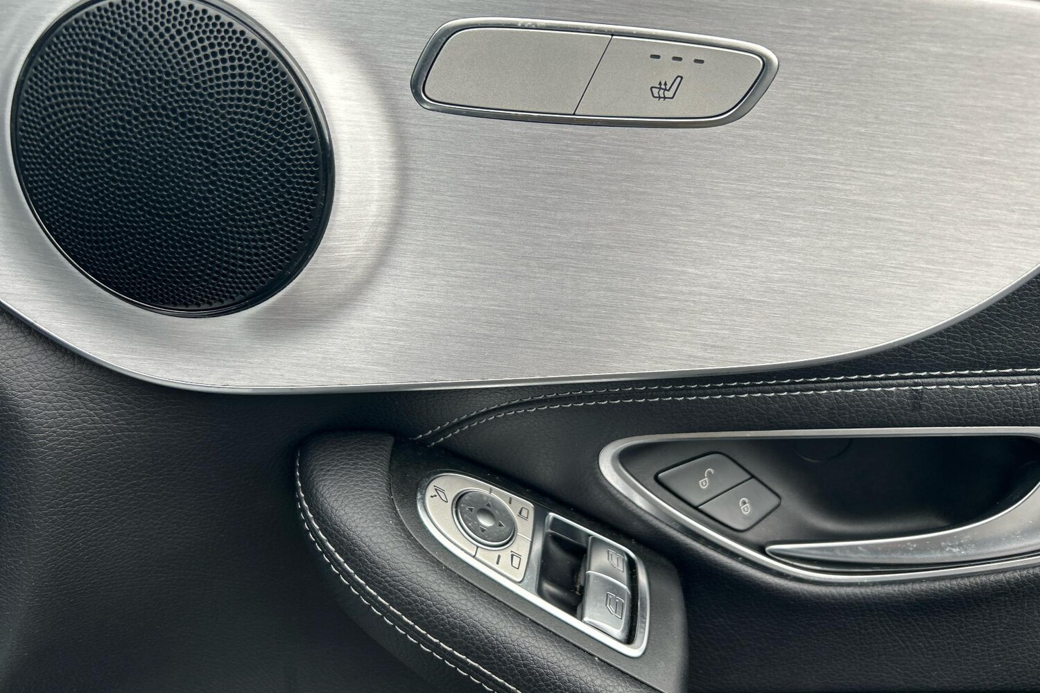 Used Mercedes-Benz C Class 2018 for sale - 77076885: Photo 15