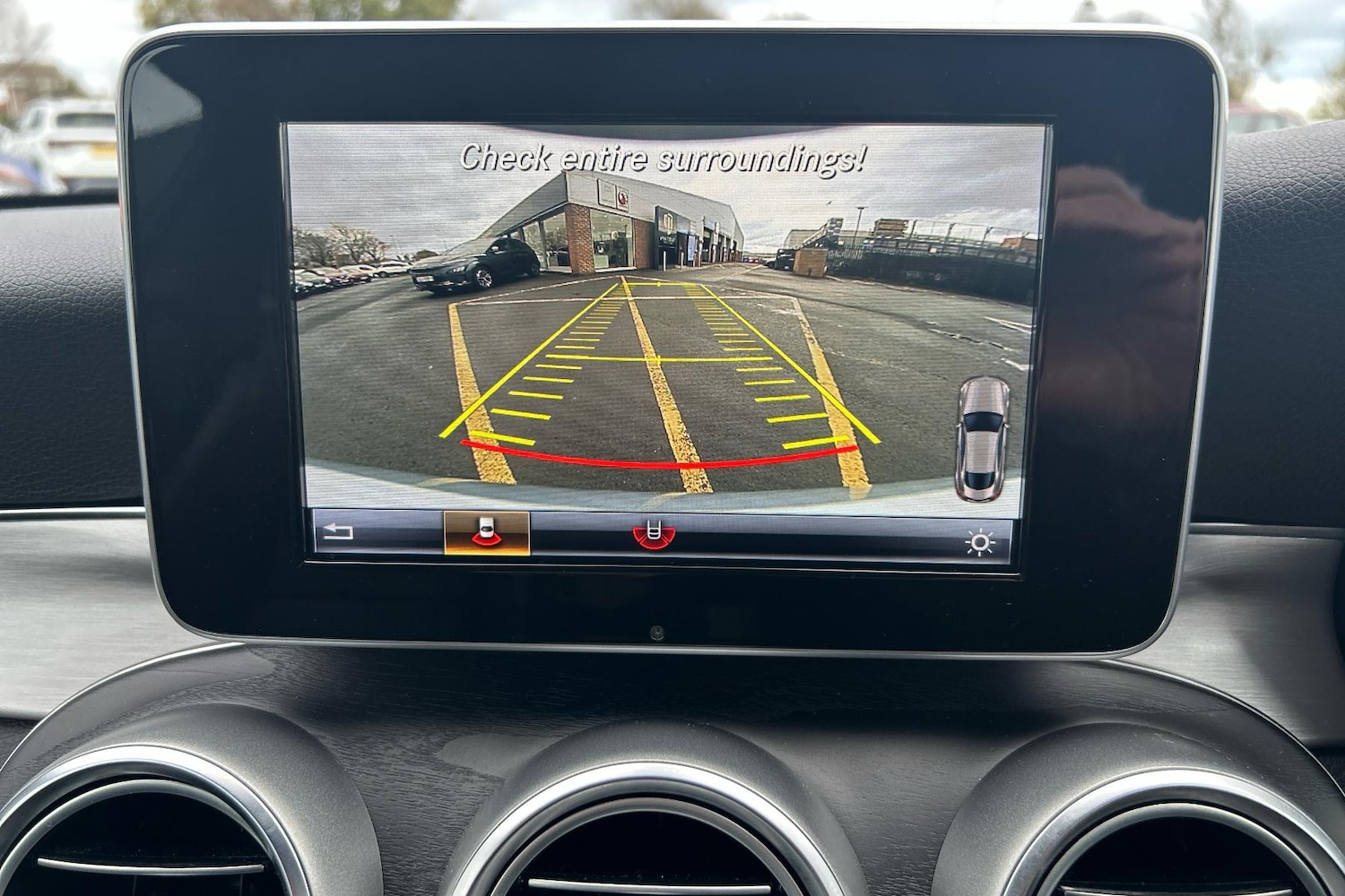 Used Mercedes-Benz C Class 2018 for sale - 77076885: Photo 25