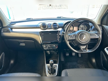 Used Suzuki Swift 2019 for sale - 76932068: Photo