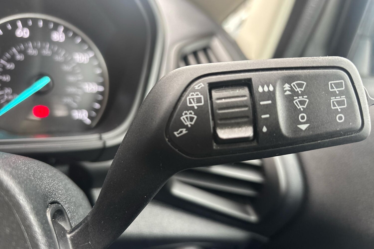 Used Ford Ecosport 2023 for sale - 76219543: Photo 25