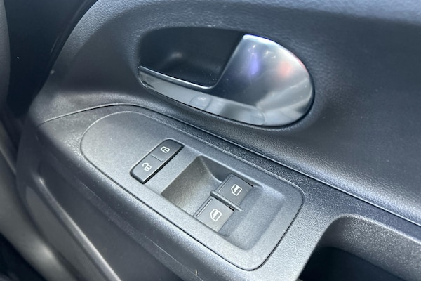 Used Volkswagen up! 2016 for sale - 76155954: Photo 23