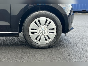 Used Volkswagen up! 2016 for sale - 76155954: Photo 3