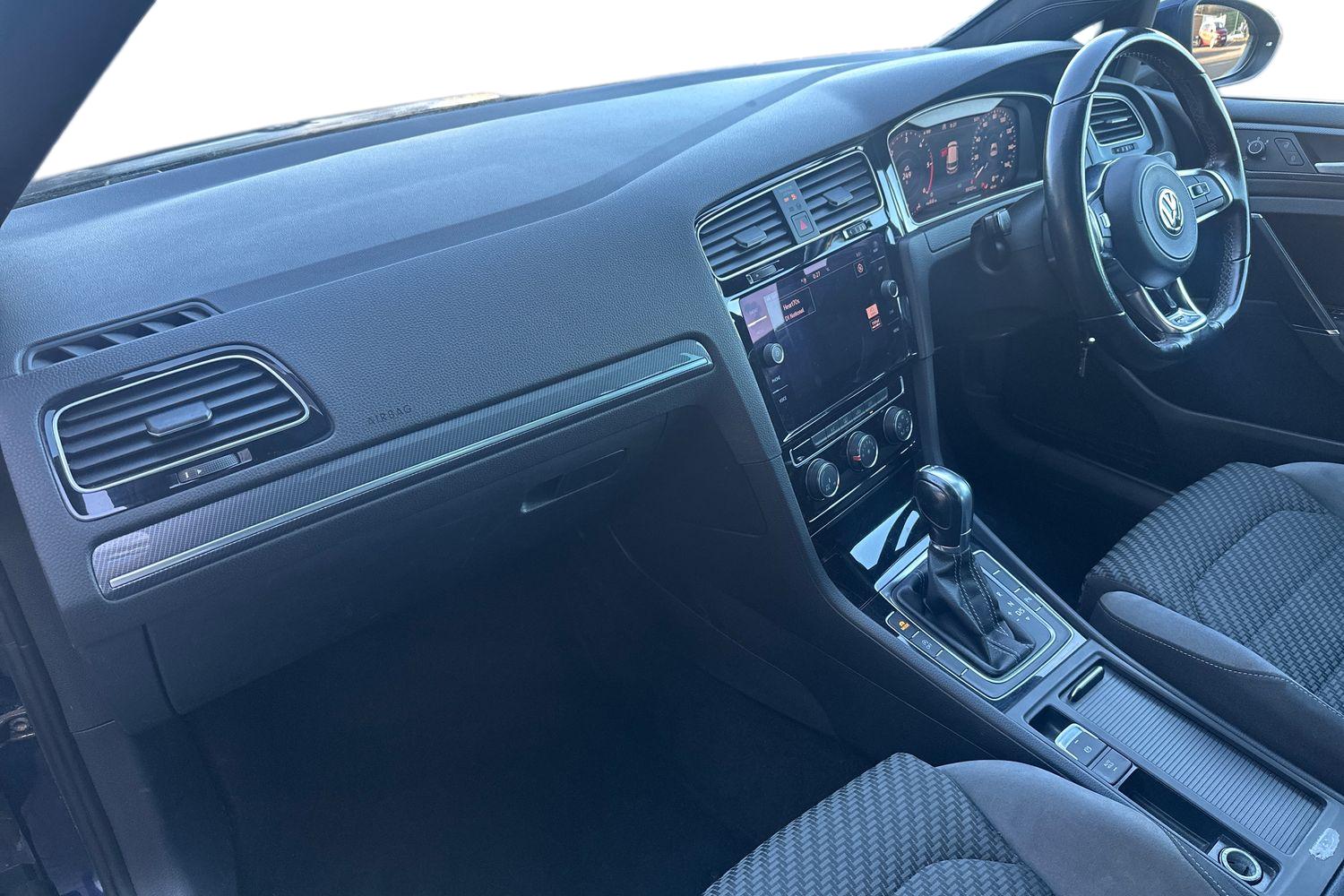 Used Volkswagen Golf 2019 for sale - 77051499: Photo 5