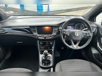 Used Vauxhall Astra 2018 for sale - 77429403: Photo