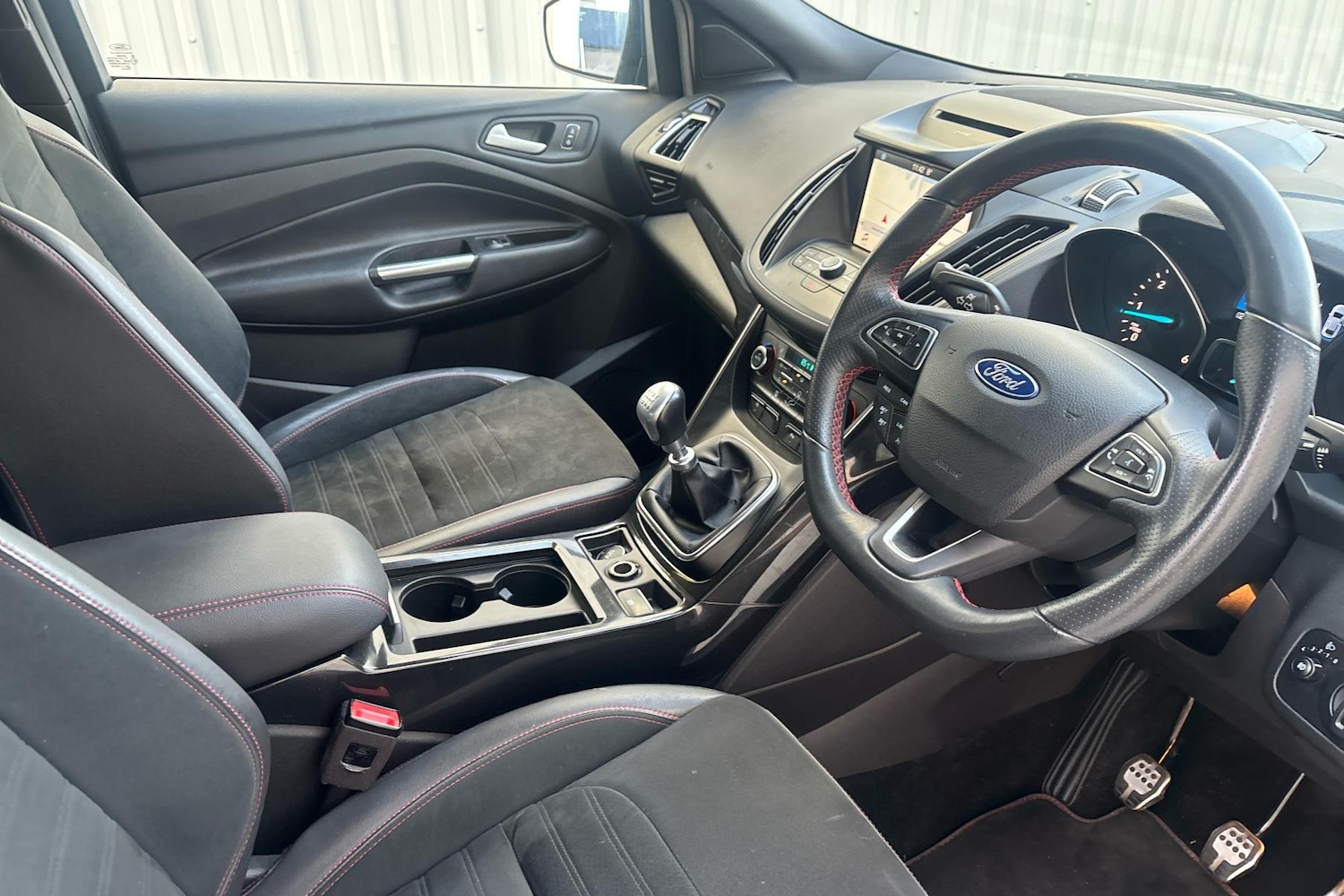 Used Ford Kuga 2020 for sale - 76979002: Photo 2