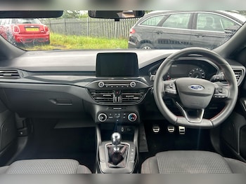 Used Ford Focus  for sale - 75405157: Photo
