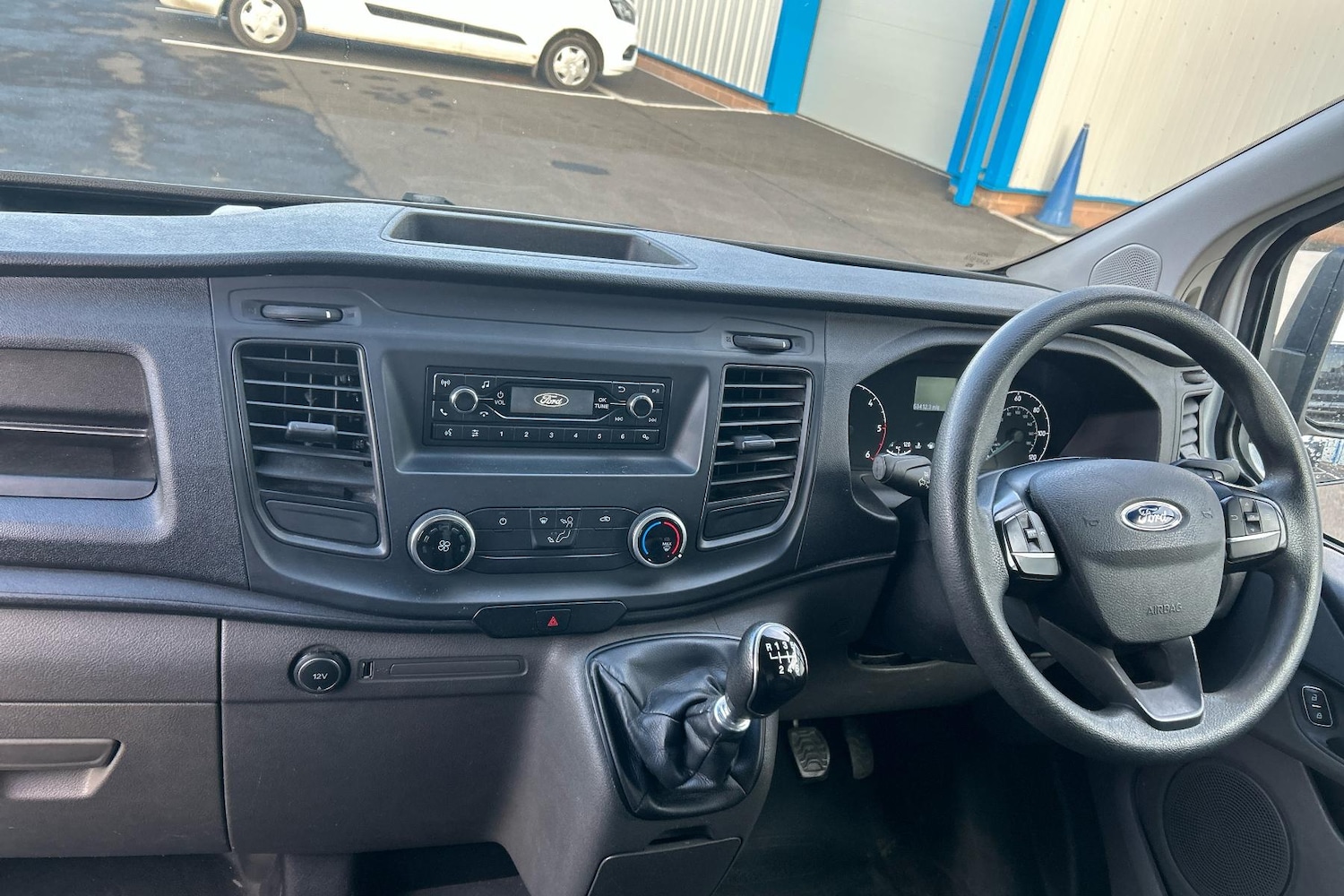 Used Ford Transit Custom 2018 for sale - 76955361: Photo 4