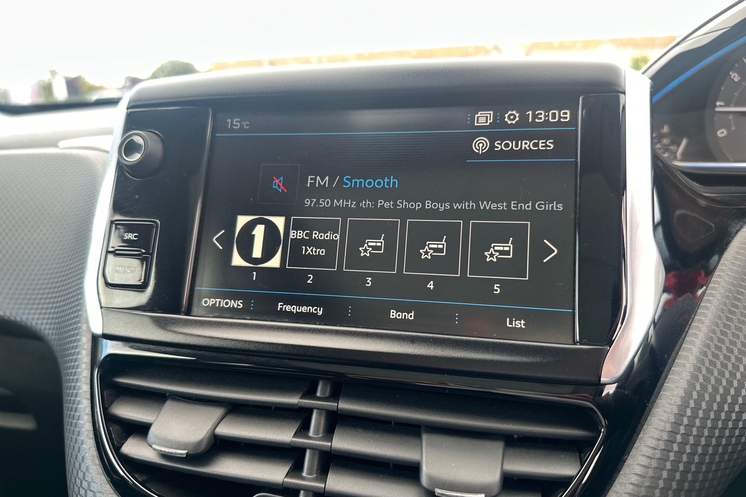 Used Peugeot 2008 2019 for sale - 76624846: Photo 23