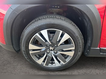 Used Peugeot 2008 2019 for sale - 76624846: Photo