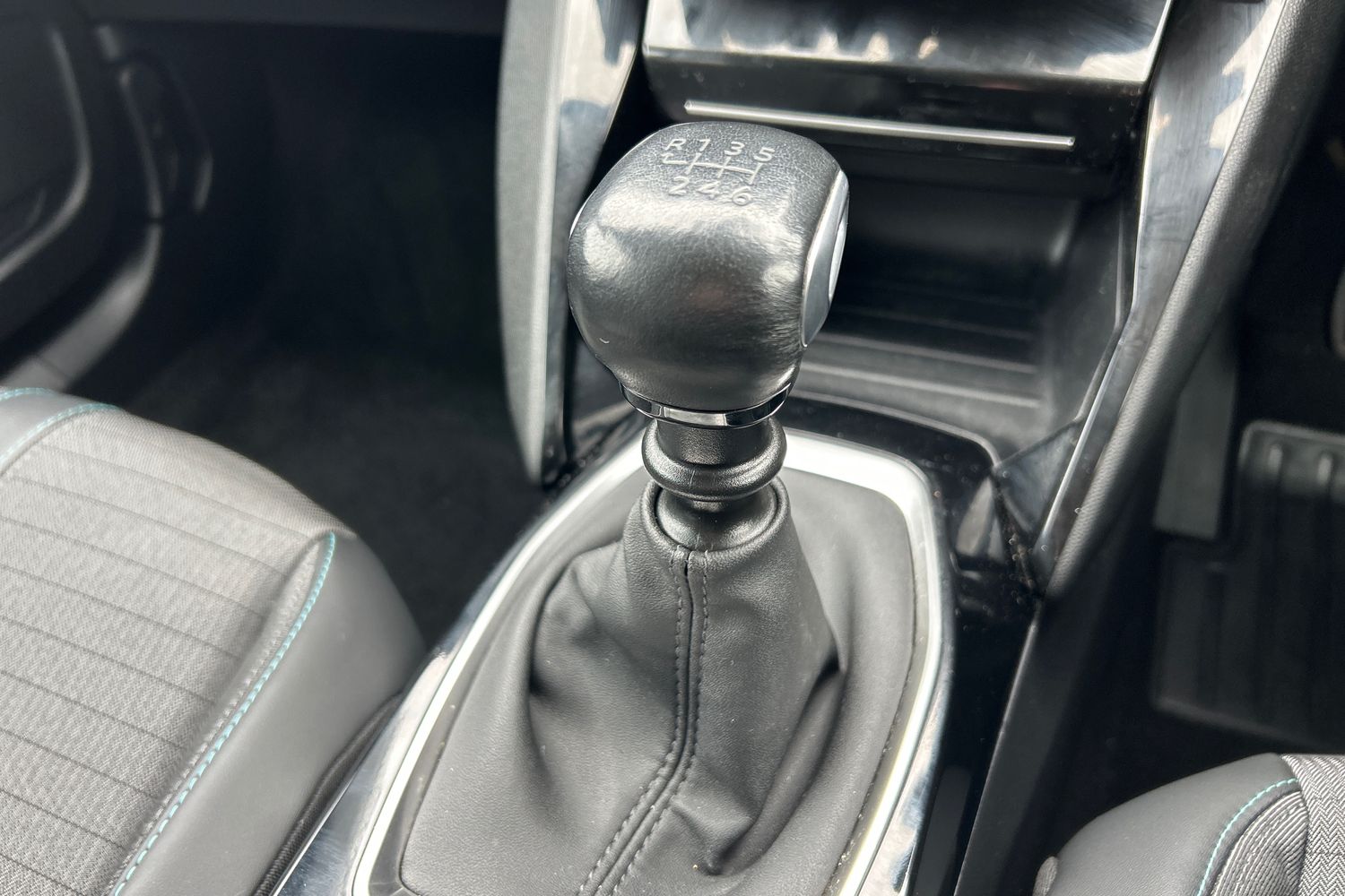 Used Peugeot 2008 2021 for sale - 78024915: Photo 14