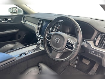 Used Volvo V60 2020 for sale - 78920340: Photo