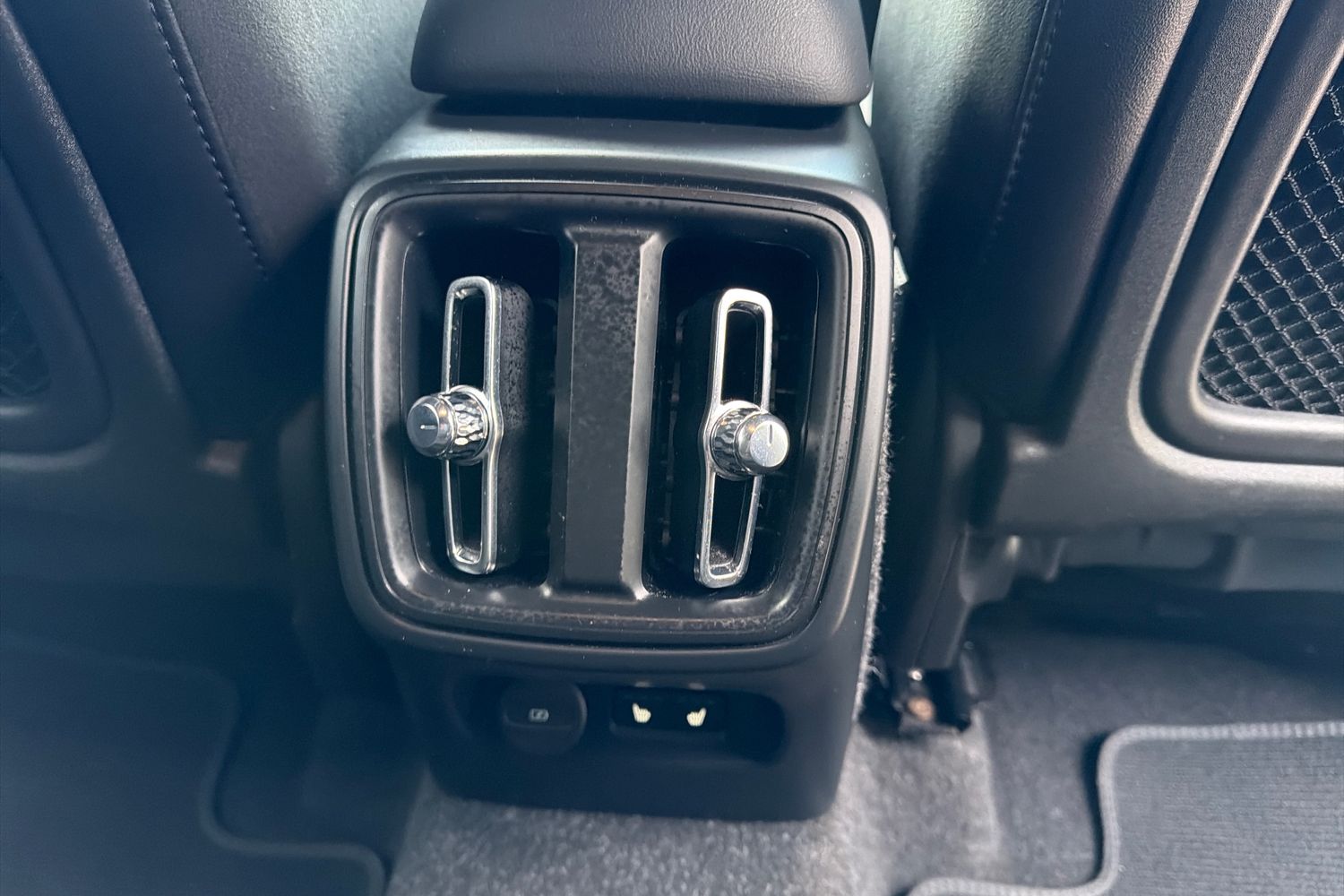 Used Volvo XC40 2021 for sale - 78187675: Photo 25