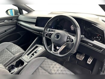 Used Volkswagen Golf 2021 for sale - 78012534: Photo