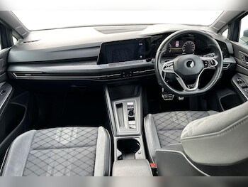 Used Volkswagen Golf 2021 for sale - 78012534: Photo