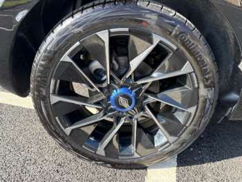 Used Renault Clio 2024 for sale - 74587524: Photo