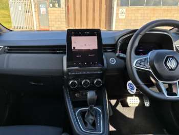 Used Renault Clio 2024 for sale - 74587524: Photo
