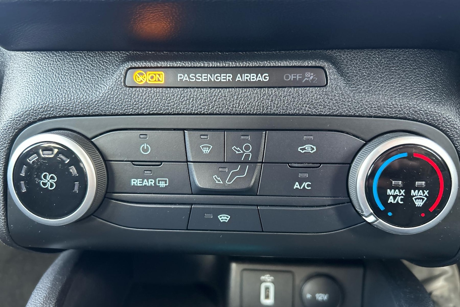 Used Ford Focus 2020 for sale - 76774426: Photo 24