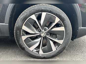 Used Skoda Karoq 2024 for sale - 75353810: Photo