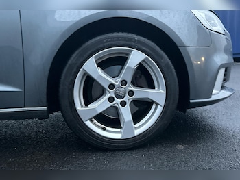 Used Audi A3 2018 for sale - 76442592: Photo