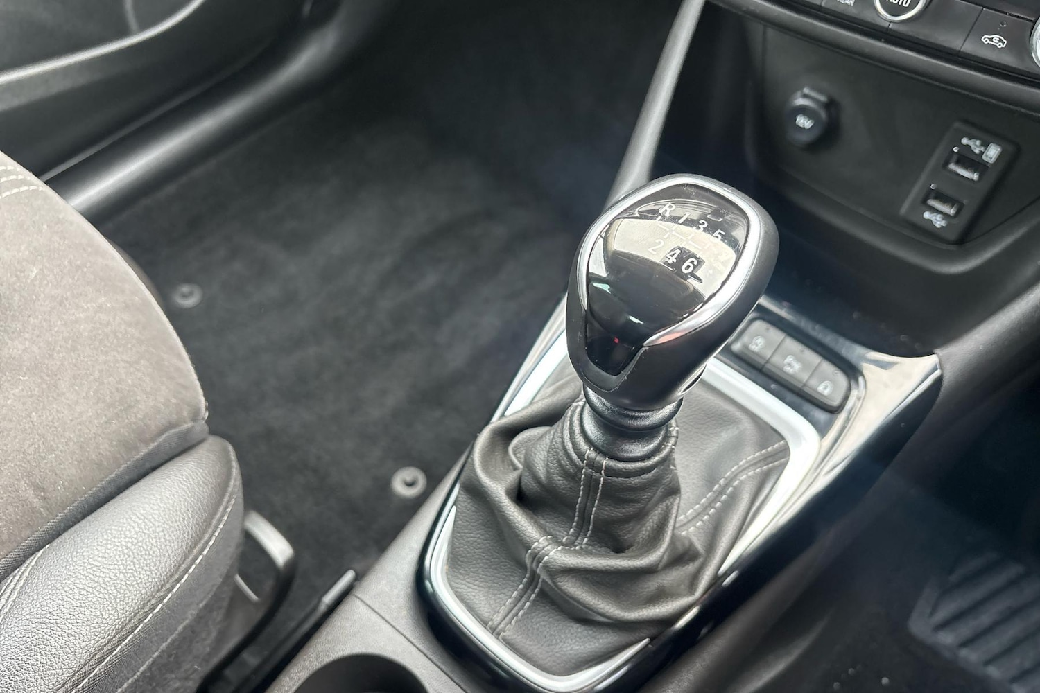 Used Vauxhall Crossland 2024 for sale - 76705369: Photo 14