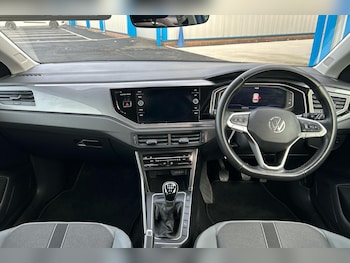 Used Volkswagen Polo 2023 for sale - 77635178: Photo