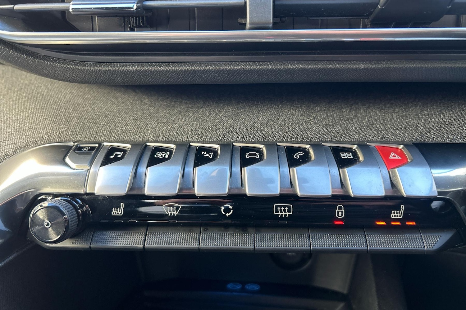 Used Peugeot 3008 2018 for sale - 76553355: Photo 21