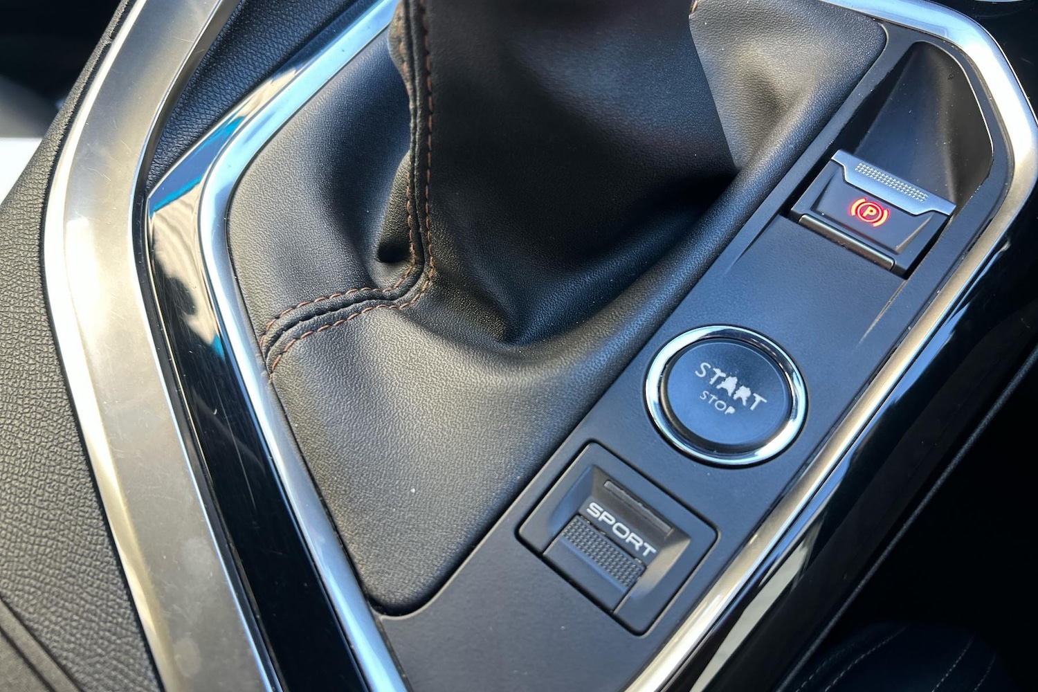 Used Peugeot 3008 2018 for sale - 76553355: Photo 23