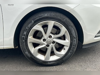 Used Vauxhall Corsa 2016 for sale - 77011383: Photo