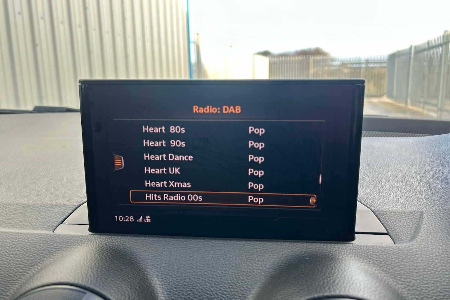 Used Audi Q2 2018 for sale - 76588082: Photo 17