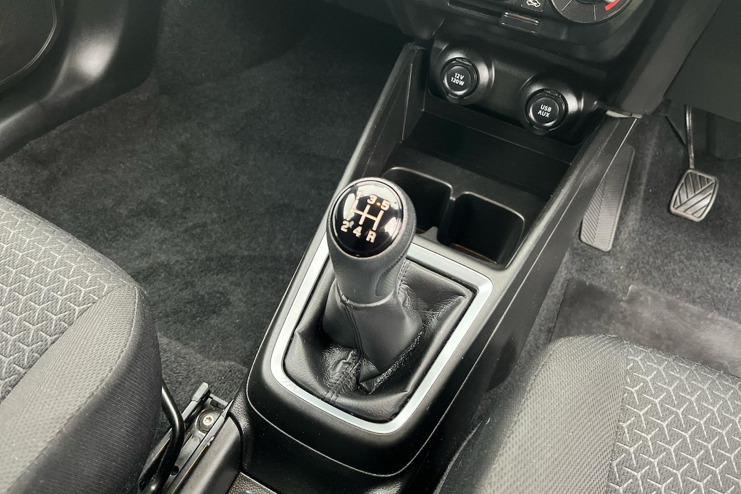 Used Suzuki Swift 2020 for sale - 77527926: Photo 14