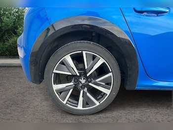 Used Peugeot 208 2021 for sale - 77601729: Photo