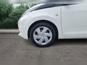 Used Toyota AYGO 2016 for sale - 79364418: Photo