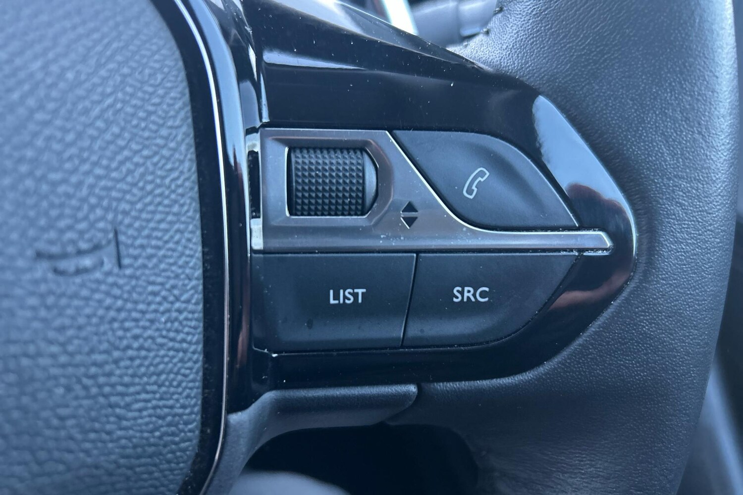 Used Peugeot 2008 2021 for sale - 77069732: Photo 16