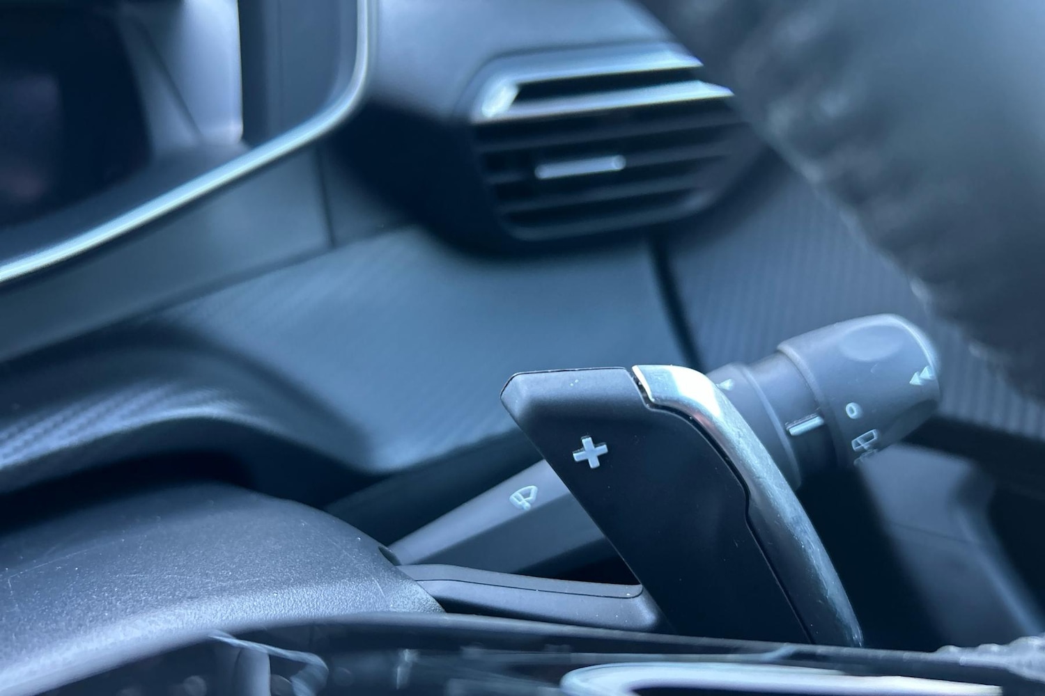 Used Peugeot 2008 2021 for sale - 77069732: Photo 18