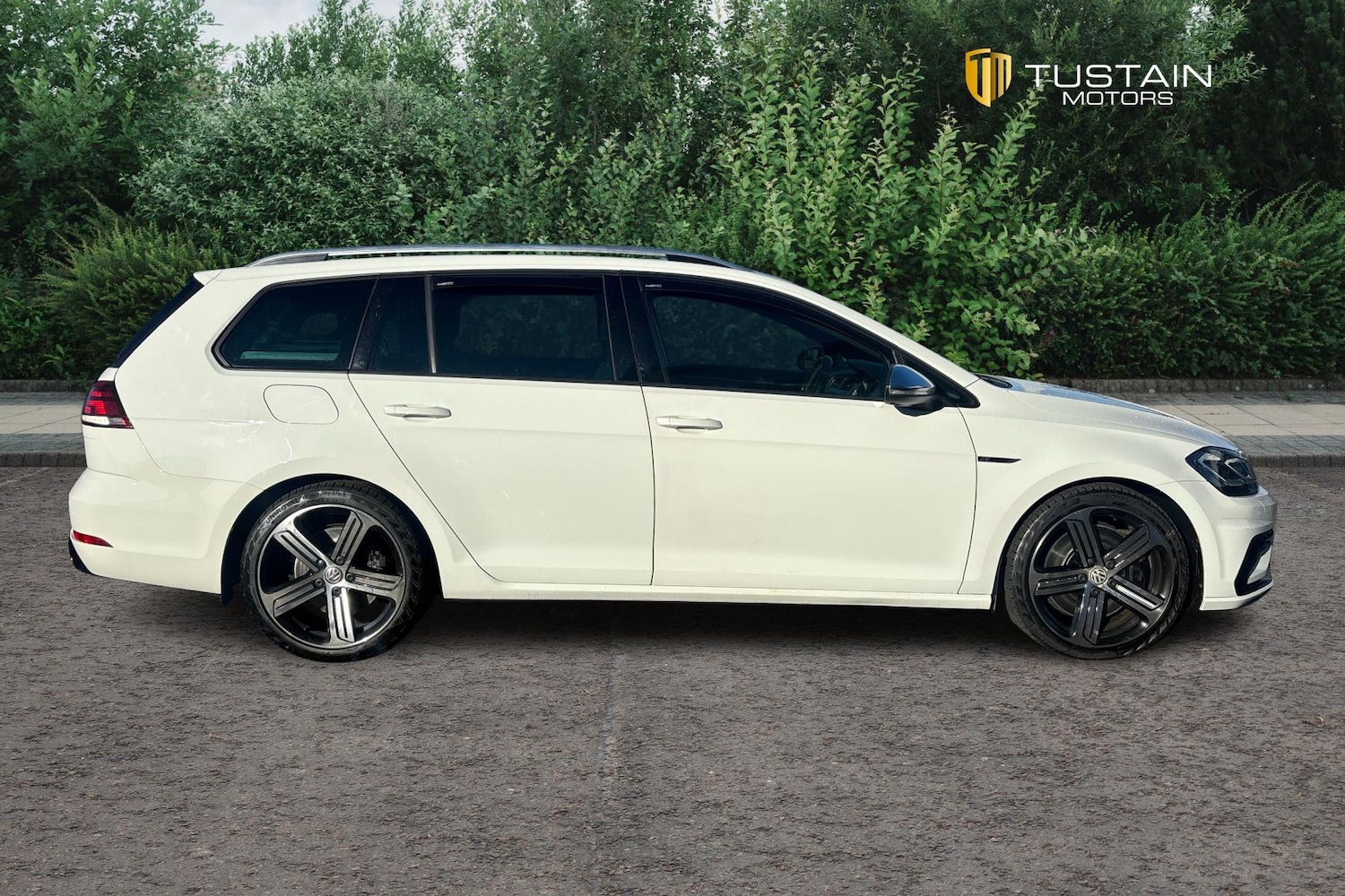 Used Volkswagen Golf 2017 for sale - 76339412: Photo 8