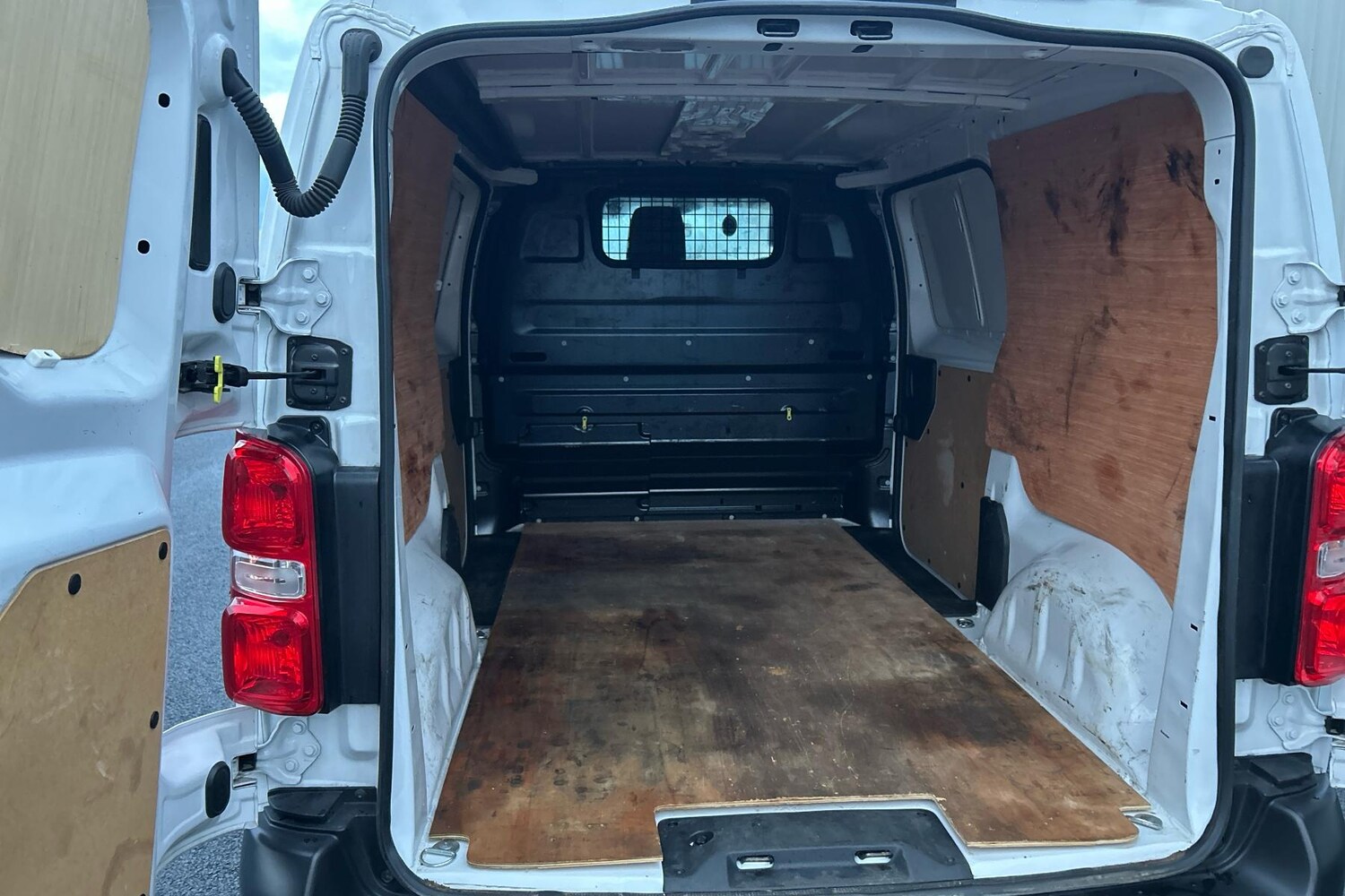 Used Toyota ProAce 2024 for sale - 76669416: Photo 18