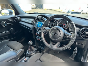 Used MINI Hatch 2020 for sale - 76624849: Photo