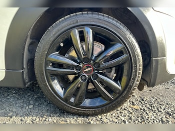 Used MINI Hatch 2020 for sale - 76624849: Photo