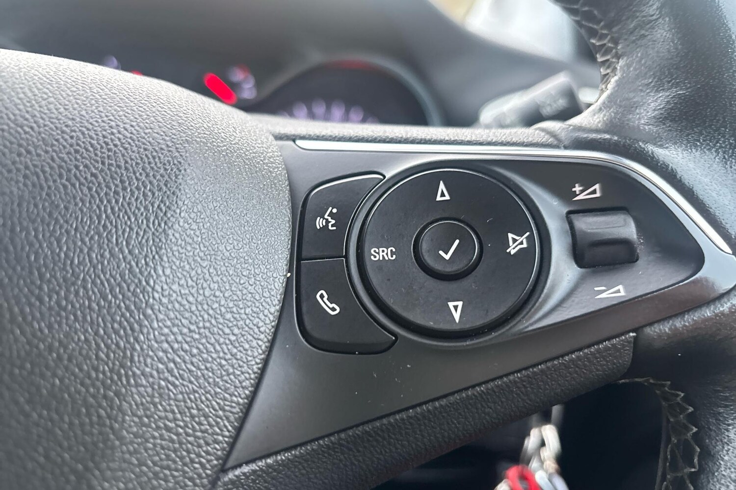 Used Vauxhall Crossland for sale - 76442559: Photo 23