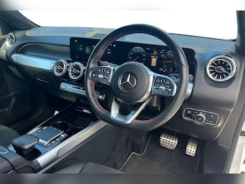 Used Mercedes-Benz GLB 2022 for sale - 79341588: Photo
