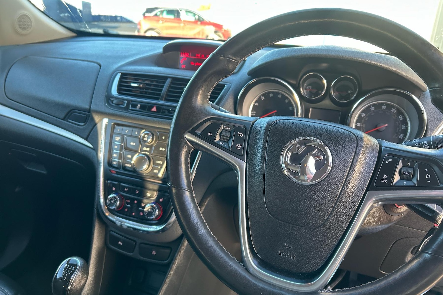 Used Vauxhall Mokka 2014 for sale - 77147673: Photo 2