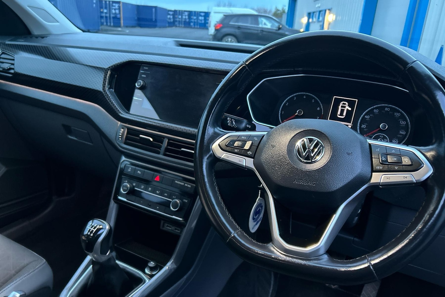 Used Volkswagen T-Cross 2020 for sale - 77219899: Photo 2