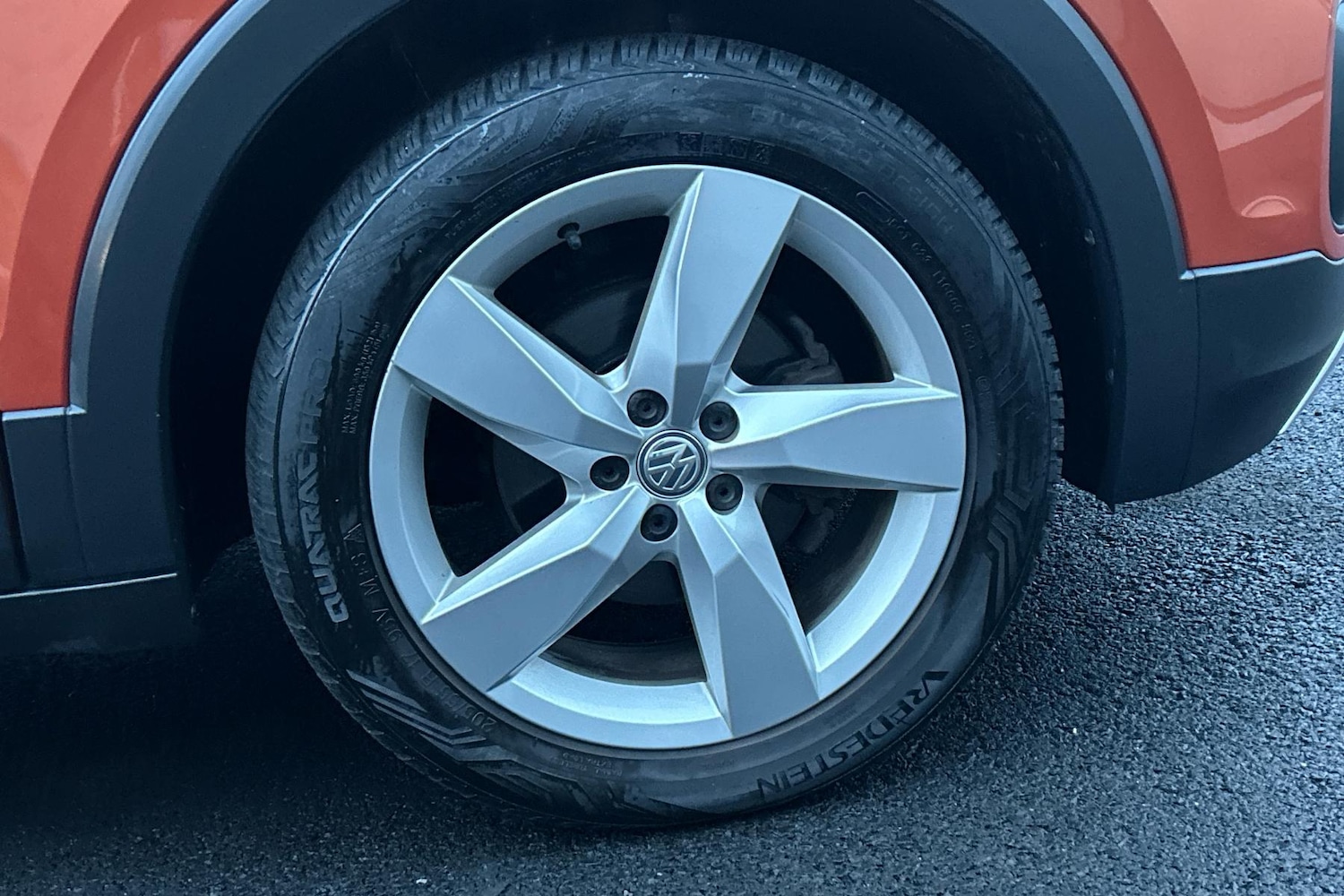 Used Volkswagen T-Cross 2020 for sale - 77219899: Photo 3