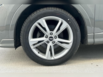 Used Audi Q3 2021 for sale - 76576374: Photo