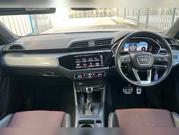 Used Audi Q3 2021 for sale - 76576374: Photo