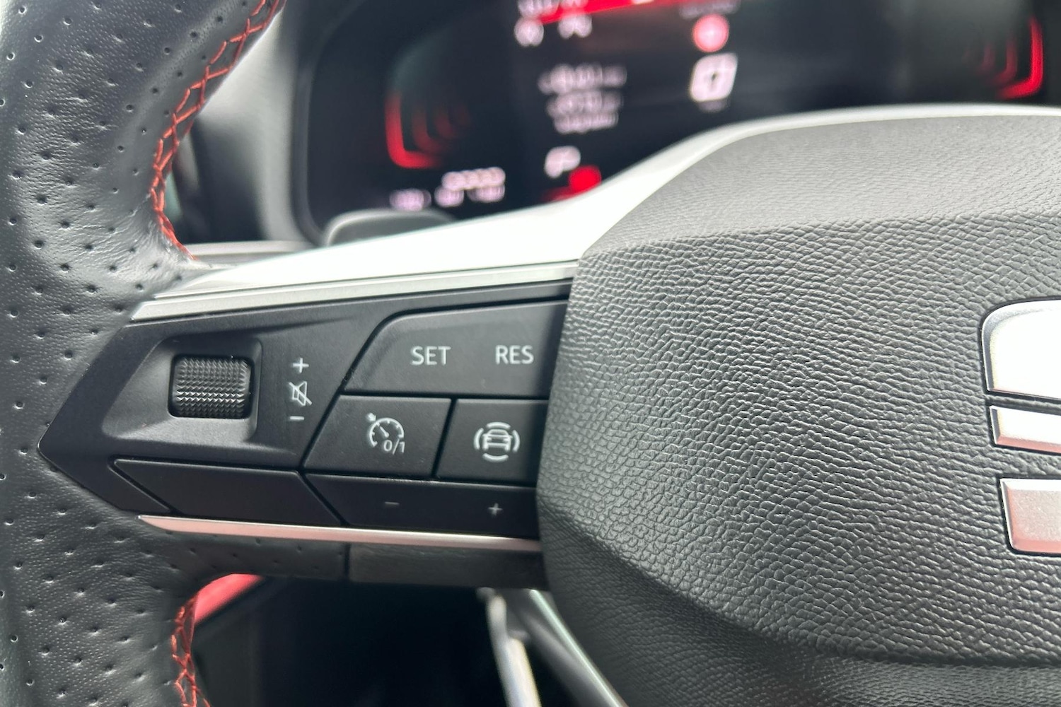 Used SEAT Arona 2024 for sale - 76339419: Photo 24