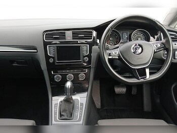 Used Volkswagen Golf 2017 for sale - 78494504: Photo